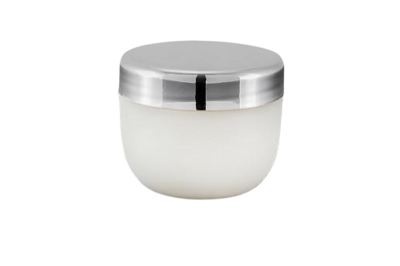 Plastový kelímek 120ml bílý se stříbrným víčkem